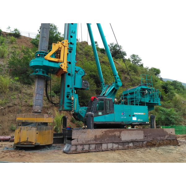 Máy Khoan Cọc Nhồi SWDM600